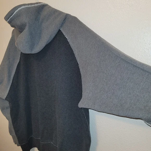 Waterloo Black Hawks Mens Gray Hoodie XL USHL - Picture 6 of 6